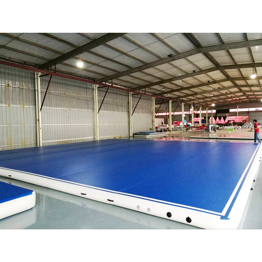 8m×8mの大型体操マット、フリームーブメント、大型エアトリ - Tumbling Air Track のレビューと価格