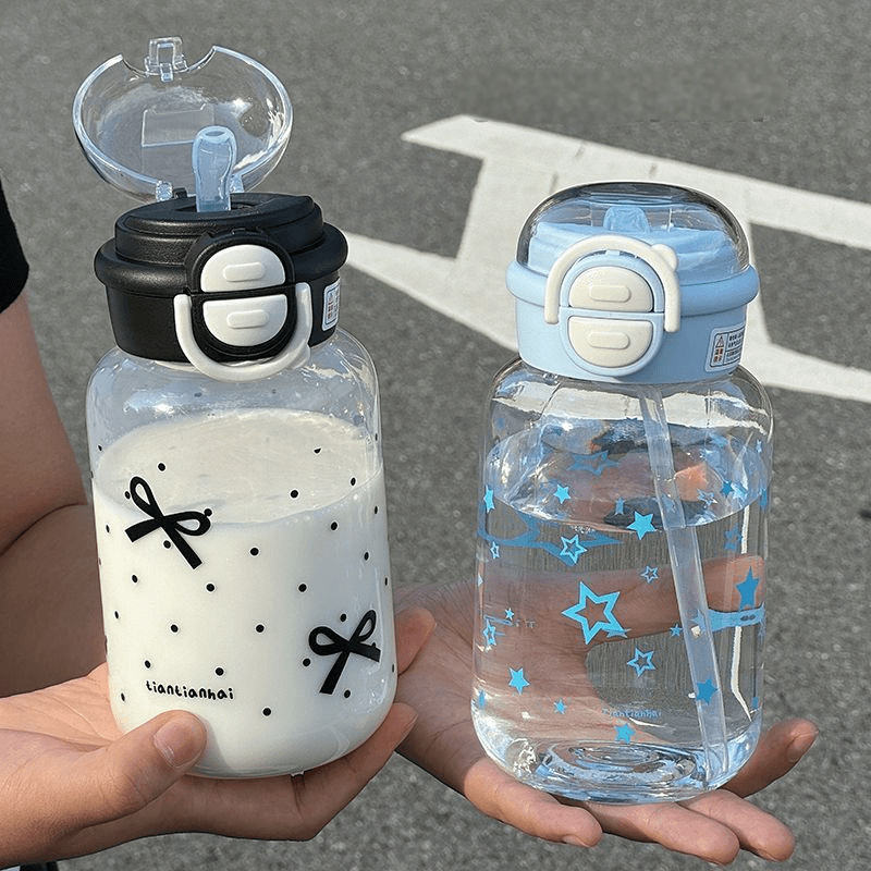 かわいいウォーターボトル ストロー付き ポータブル プラスチ - Sports Equipment 7 Year Old のレビューと価格
